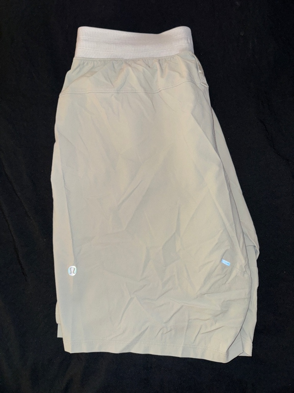 lululemon athletica Men’s Light Gray Unlined License To Train Shorts - Medium - Picture 4 of 4